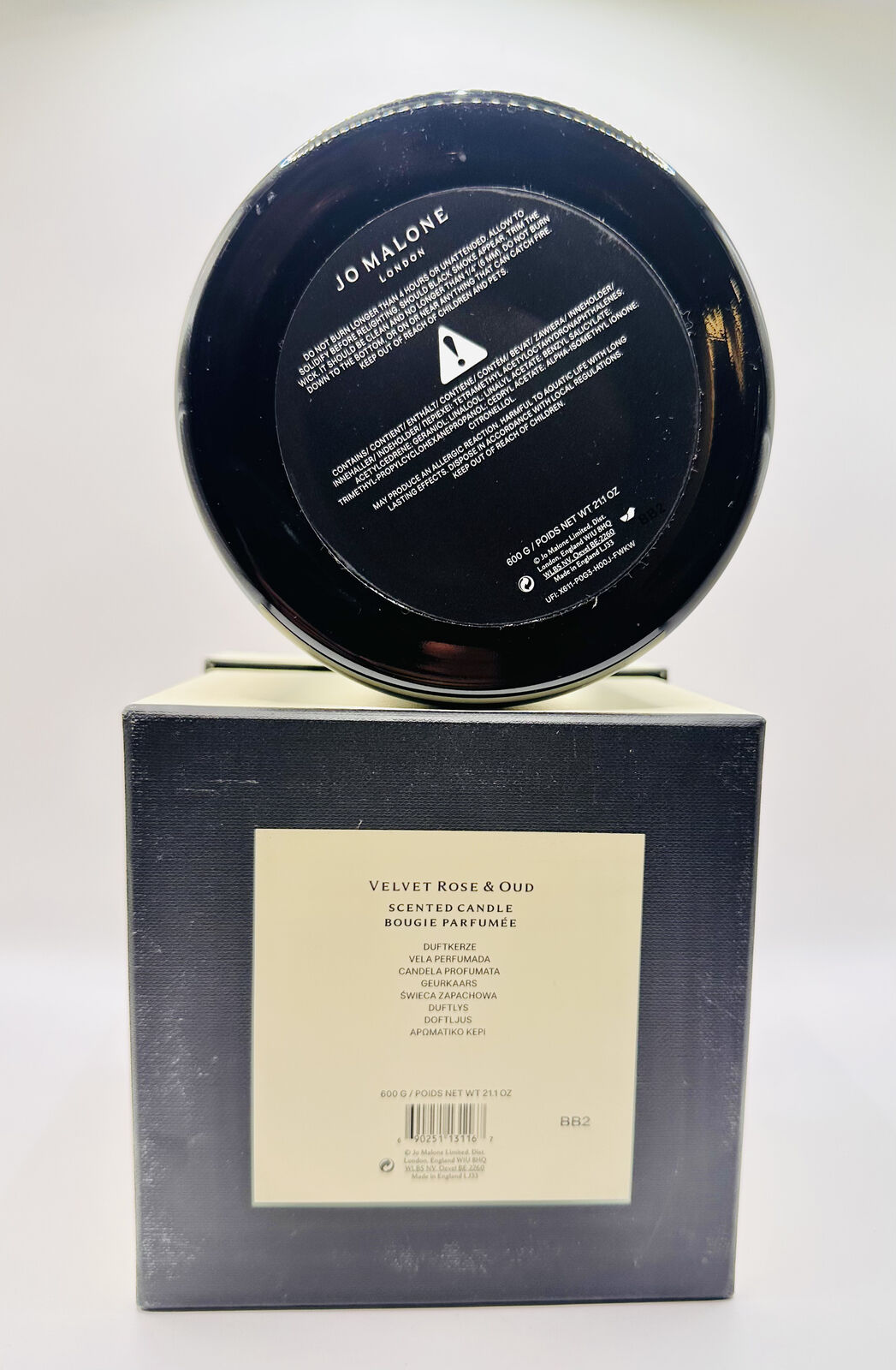 Jo Malone London Velvet Rose & Oud Deluxe Large Candle 90 Hours Burn 21.1 oz image 2